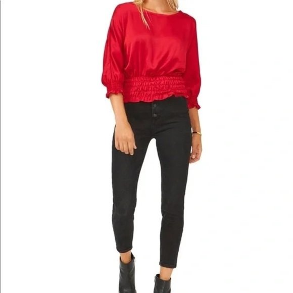 NWT VINCE CAMUTO Solid Dolman-Sleeve Smocked-Hem Top - XS - Picture 4 of 4